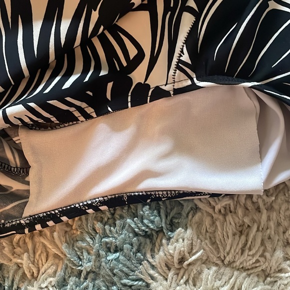 Miraclesuit One Piece Swimsuit Size 14 - Picture 6 of 6